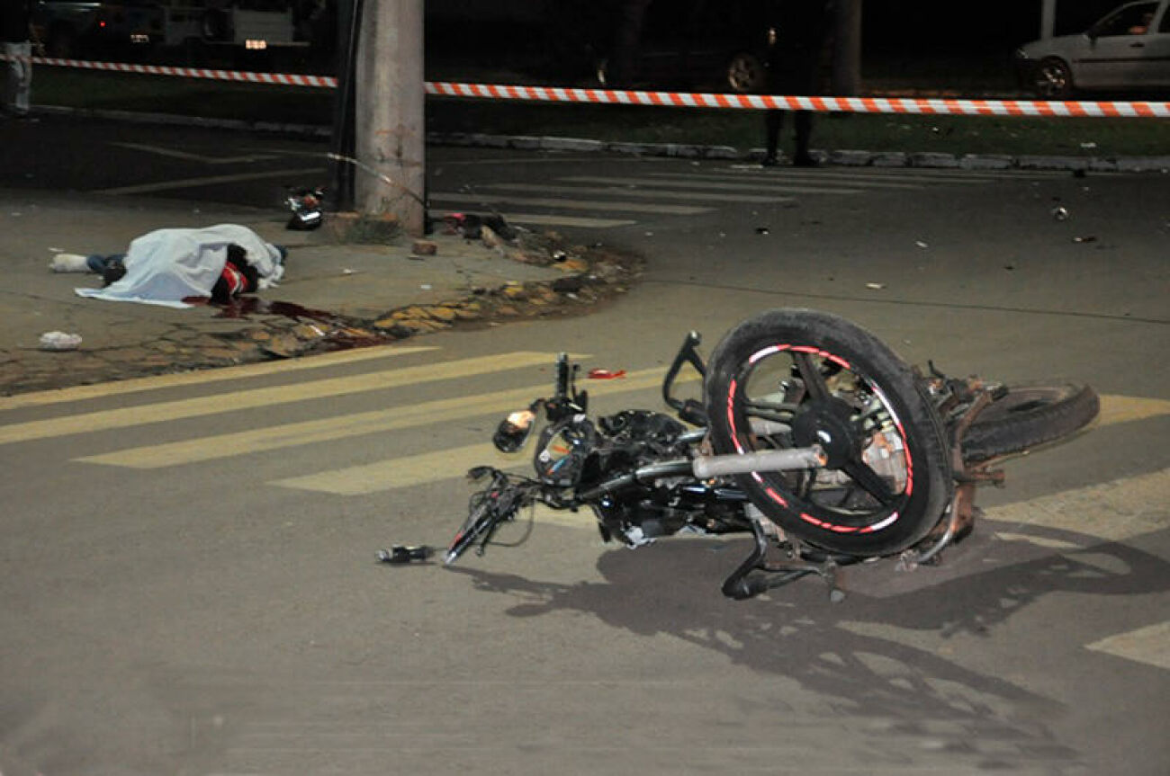 Ilustração da notícia Motociclista morre e adolescente fica gravemente ferida em acidente em Chapadão do Sul da MS Todo dia